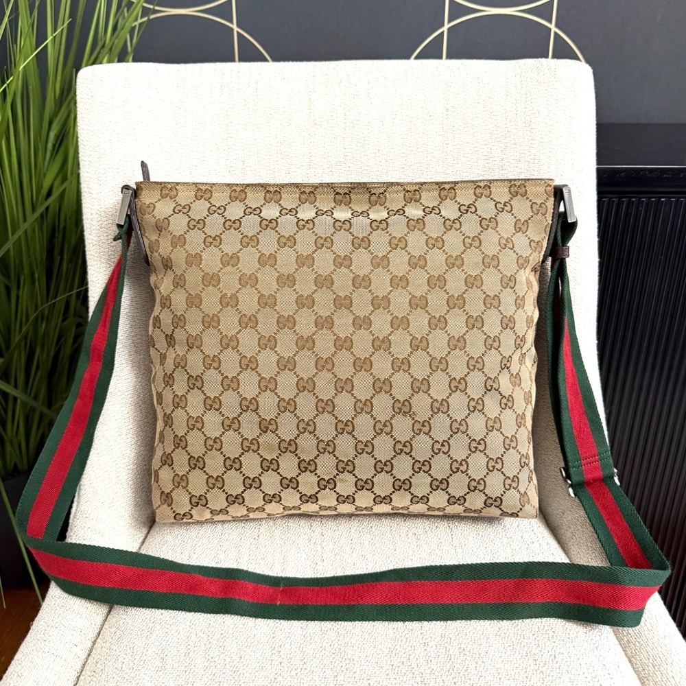 Authentic Gucci unisex messenger bag brown monogram canvas - Picture 5 of 16
